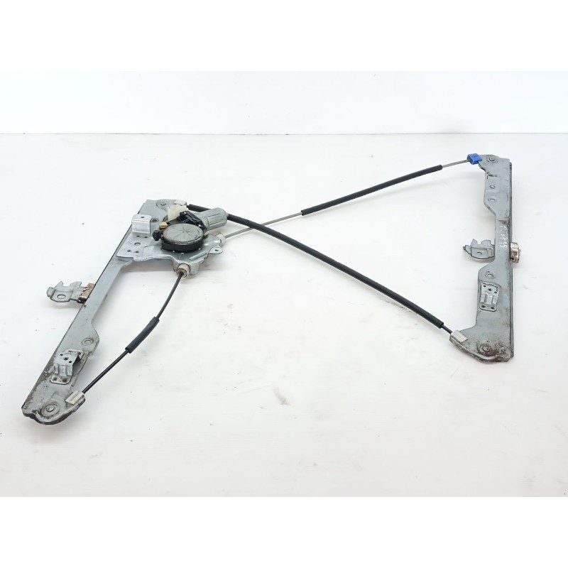 Recambio de elevalunas delantero derecho para nissan cabstar 09.06 cabstar 35.xx cabina simple cabina individual referencia OEM 