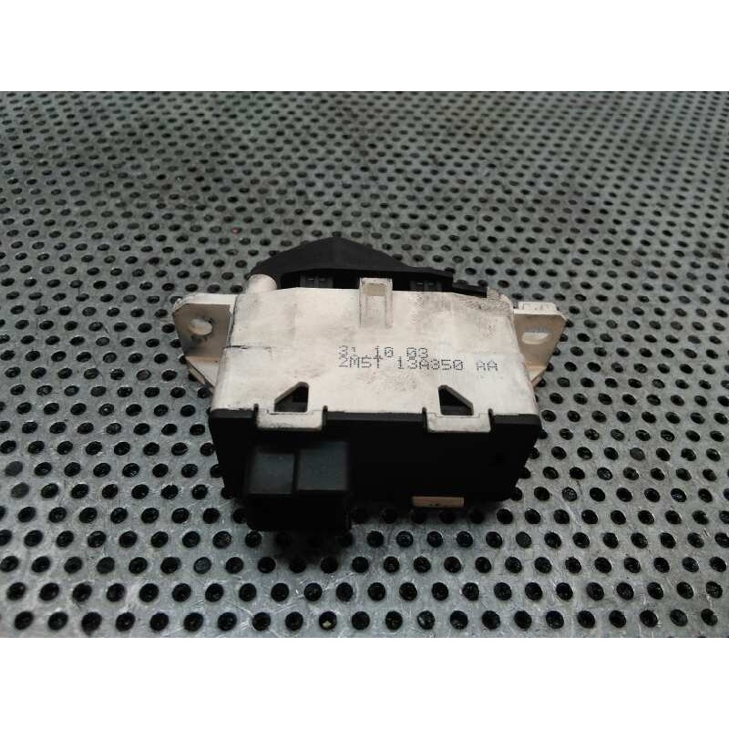 Recambio de warning para ford focus berlina (cak) trend referencia OEM IAM 2M5T13A350AA - Blanco 2