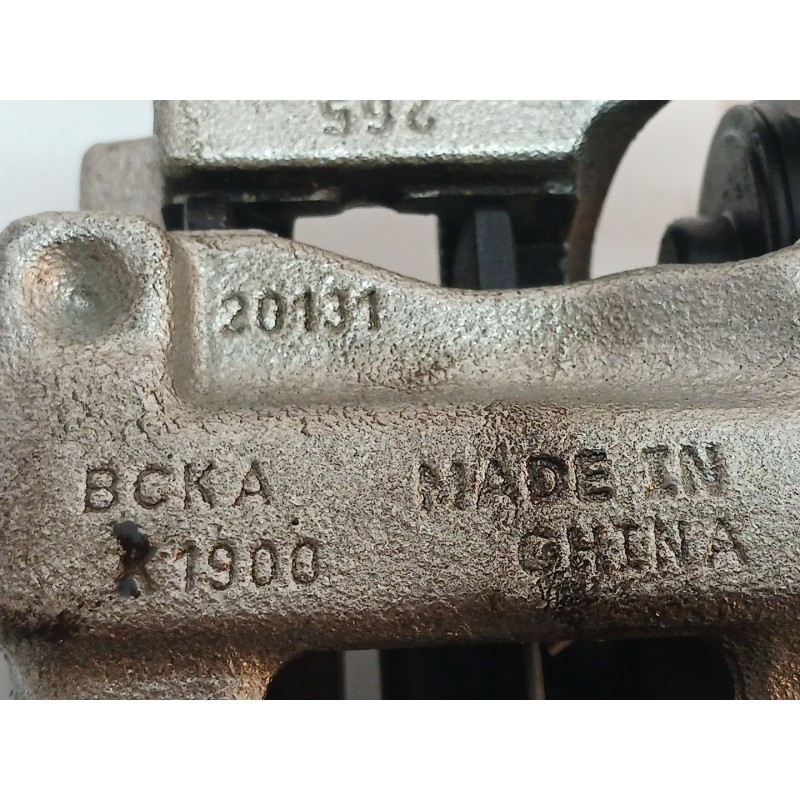 Recambio de pinza de freno trasera izquierda para mazda cx-30 selection 2wd referencia OEM IAM 20131 BCKA2699DA 2