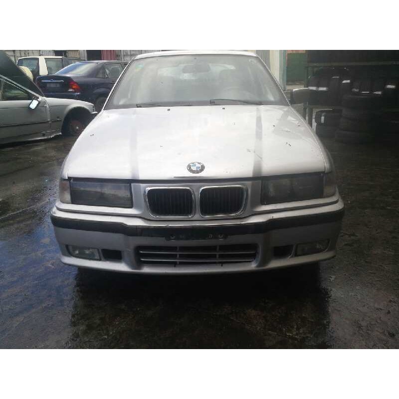 bmw serie 3 compacto (e36) del año 2000