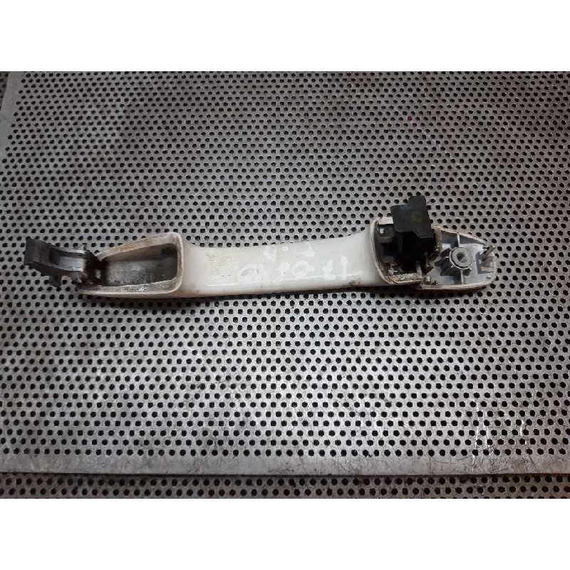 Recambio de maneta exterior trasera derecha para toyota prius (nhw30) advance referencia OEM IAM - Blanco 2
