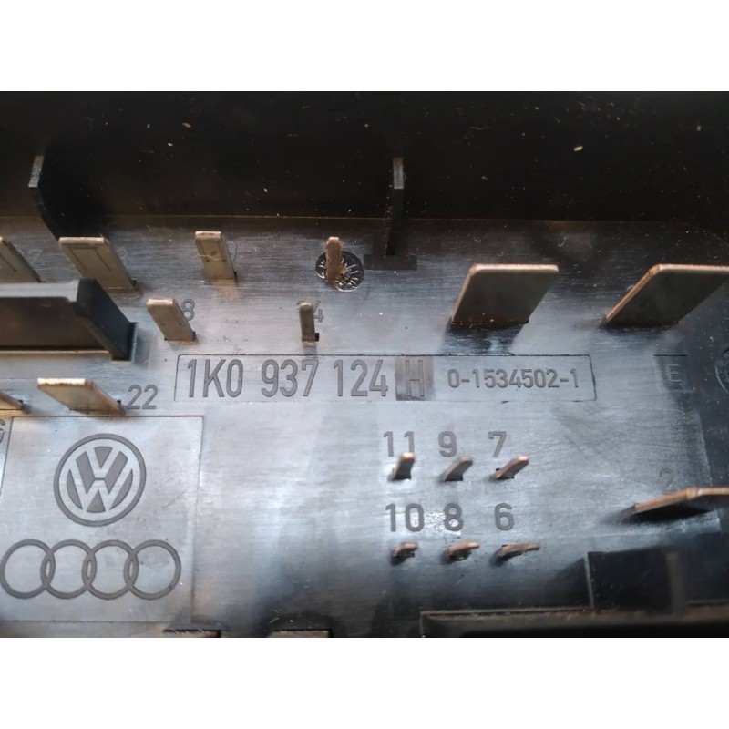 Recambio de caja reles / fusibles para volkswagen touran (1t1) conceptline referencia OEM IAM 1K0937124H - Gris 5