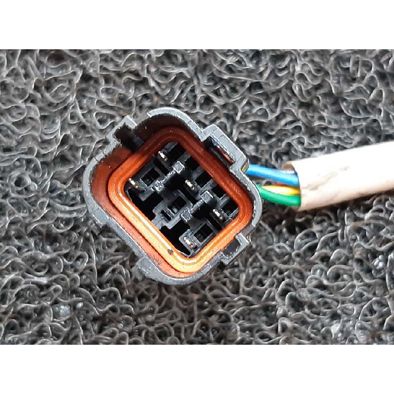 Recambio de cerradura puerta delantera derecha para kia carens 2.0 crdi lx monovolumen referencia OEM IAM 4