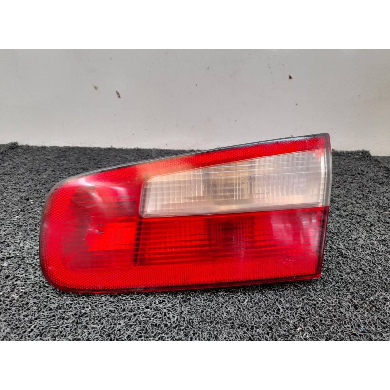 Recambio de piloto trasero derecho interior para renault laguna ii (bg0) expression referencia OEM IAM   