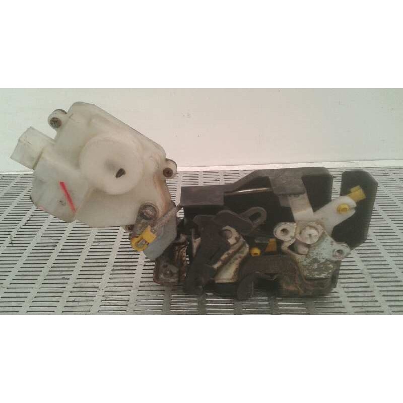 Recambio de cerradura puerta trasera derecha para hyundai elantra (xd) 2.0 cat referencia OEM IAM   