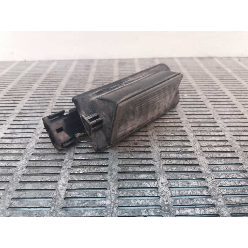 Recambio de piloto matricula para bmw serie 3 berlina (e36) 1.7 turbodiesel cat referencia OEM IAM   