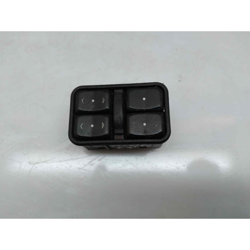 Recambio de mando elevalunas delantero izquierdo para opel astra g berlina elegance referencia OEM IAM 13363401 90561086 