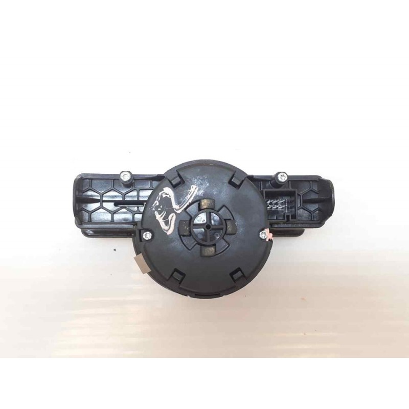 Recambio de mando luces para mercedes-benz clase cla (w117) cla 220 cdi (117.303) referencia OEM IAM A2129050551 2