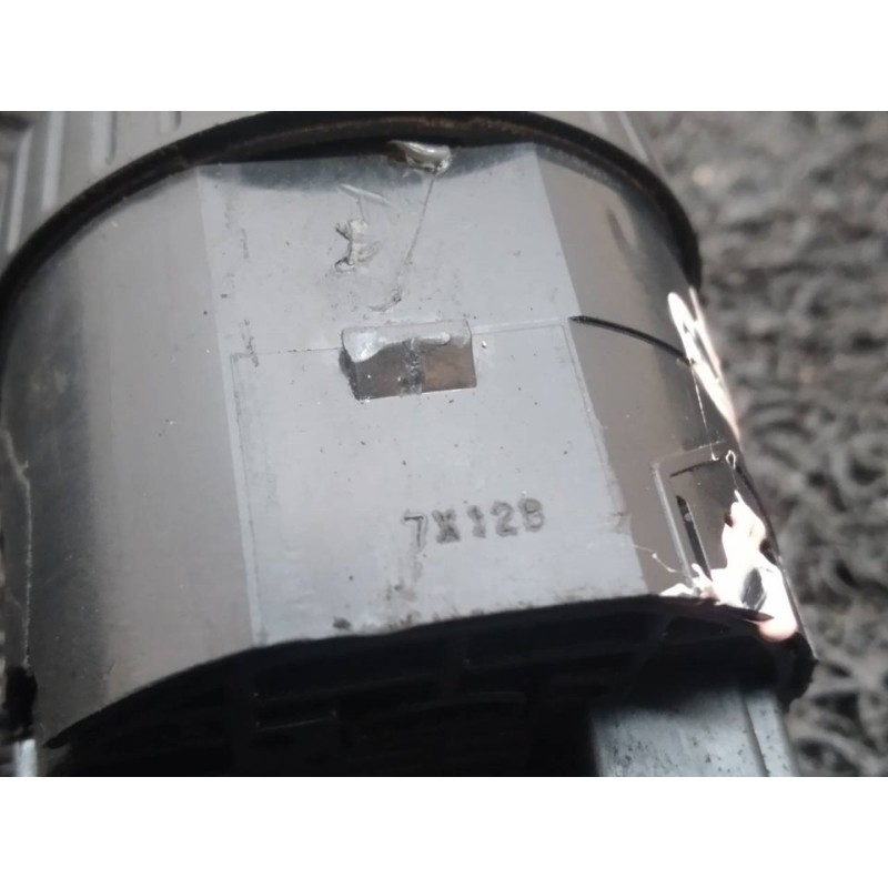 Recambio de mando multifuncion para nissan x-trail (t31) se referencia OEM IAM 7X12B - Blanco 2