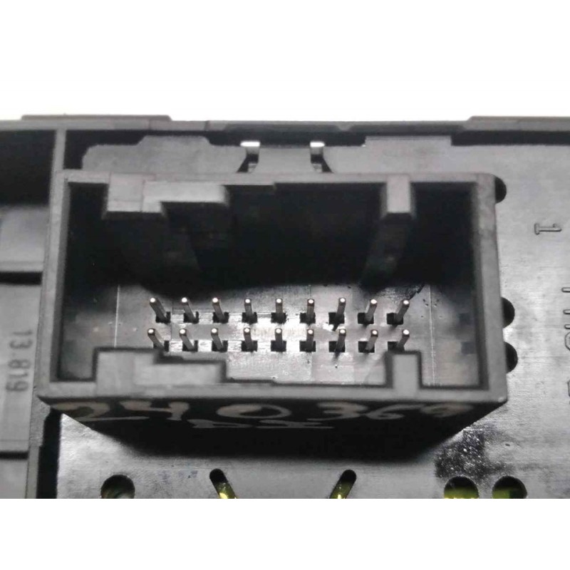 Recambio de mando elevalunas delantero izquierdo para peugeot 308 confort referencia OEM IAM 96565186XT 2