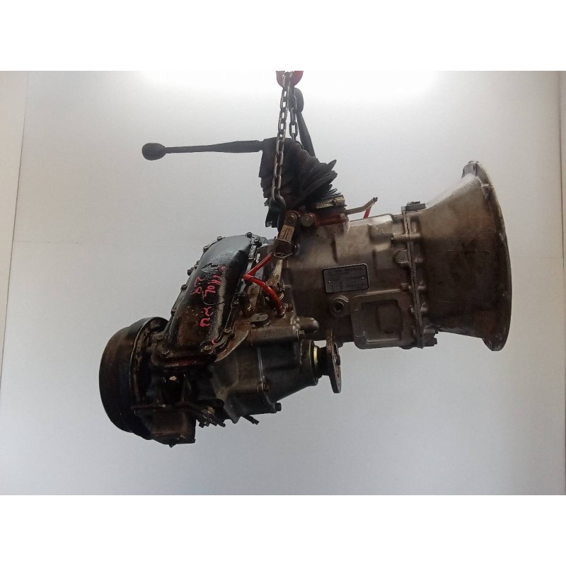 Recambio de caja cambios para nissan patrol gr (y60) 2.8 turbodiesel referencia OEM IAM 61-E02-B04 T5100PC 4