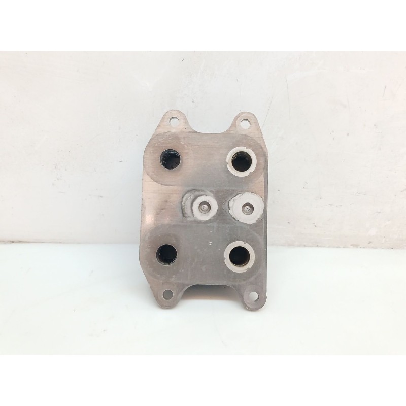 Recambio de enfriador aceite motor para audi a1 sportback (gba) 25 tfsi referencia OEM IAM 04E117021K - Blanco 3