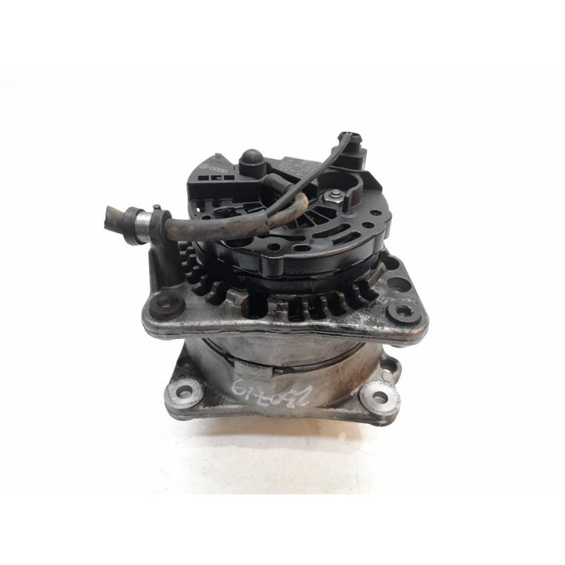 Recambio de alternador para volkswagen polo (9n1) highline referencia OEM IAM 037903025M 0124325013 2