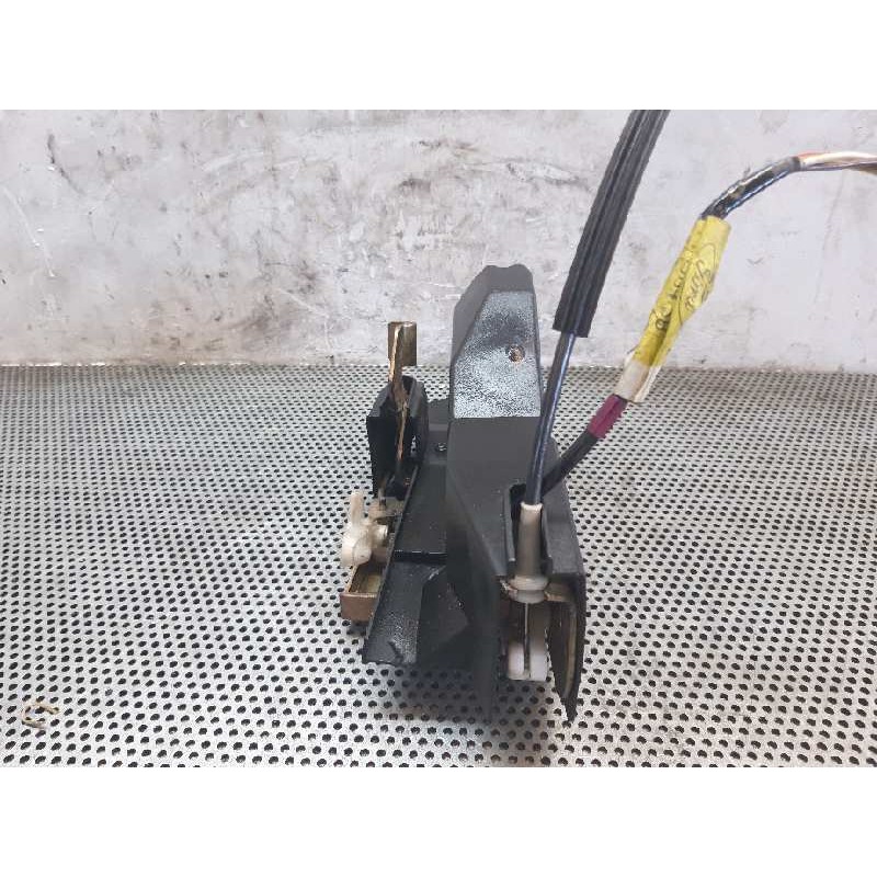 Recambio de cerradura puerta trasera derecha para ford escort berl./turnier referencia OEM IAM 2