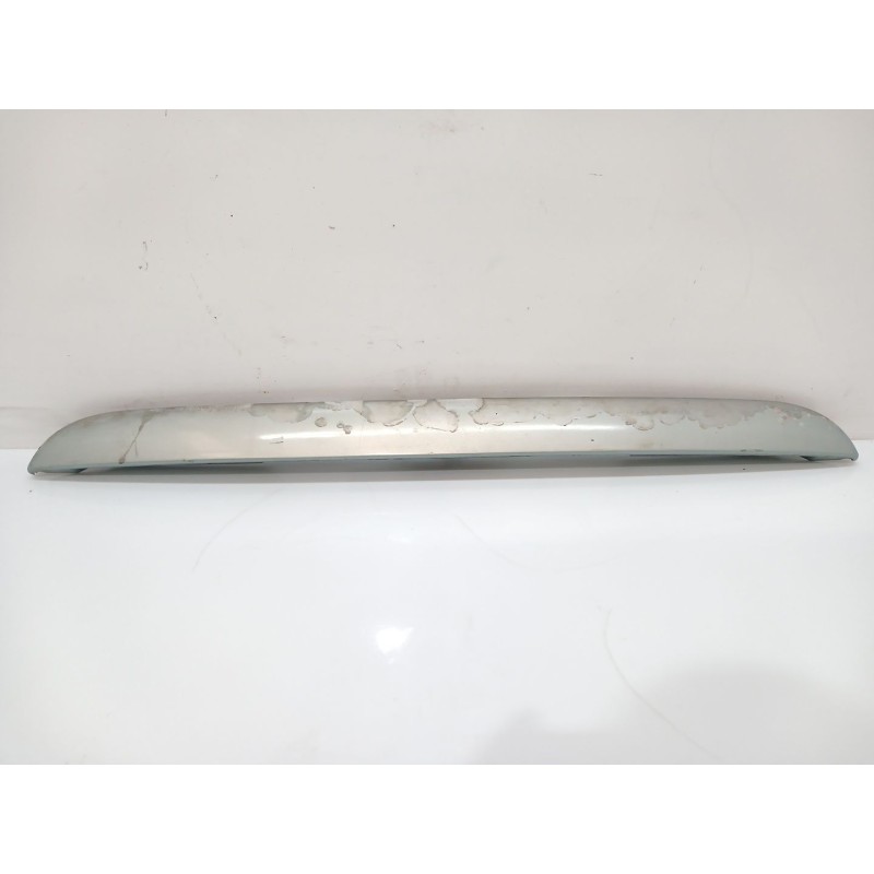 Recambio de molduras traseras para citroën xsara picasso 2.0 hdi referencia OEM IAM 9635595877  