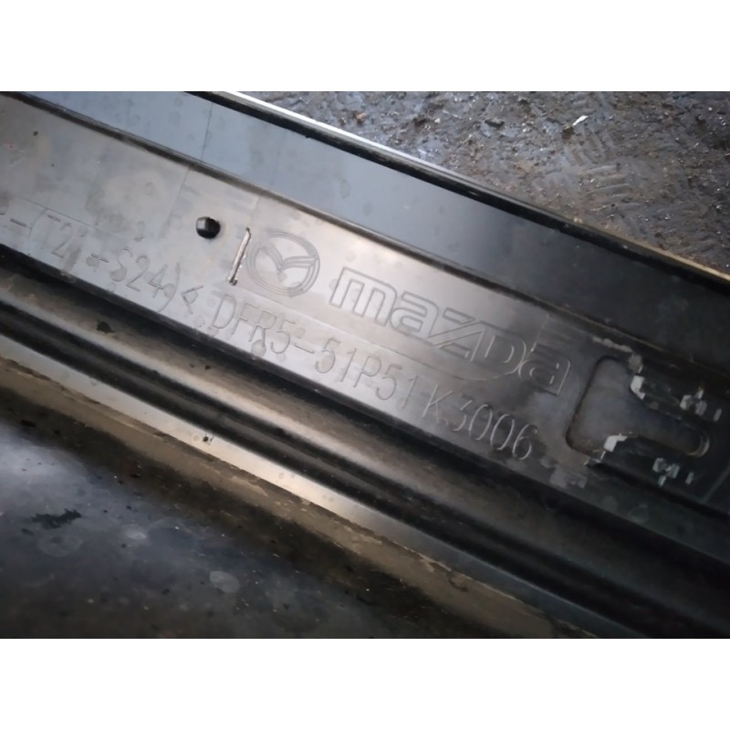 Recambio de faldon lateral para mazda cx-30 selection 2wd referencia OEM IAM DFR551P51K3006 3