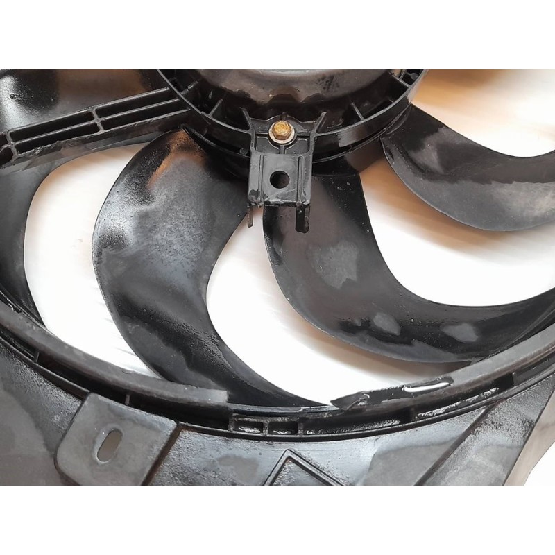 Recambio de electroventilador para dacia dokker ambiance referencia OEM IAM 214818665R - Blanco 2