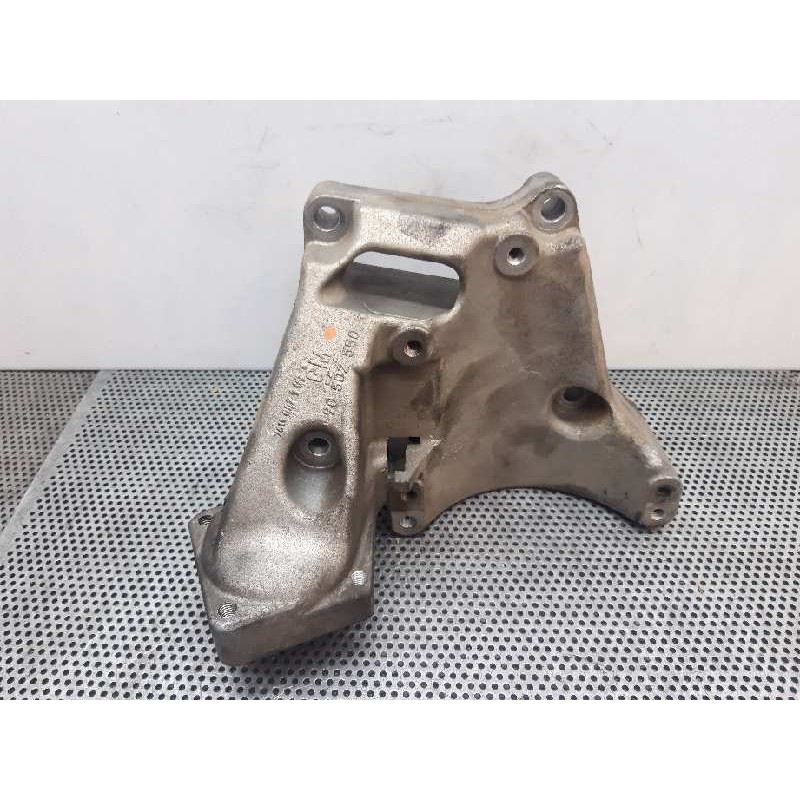Recambio de soporte compresor aire acondicionado para opel vectra b berlina elegance referencia OEM IAM 90502550  