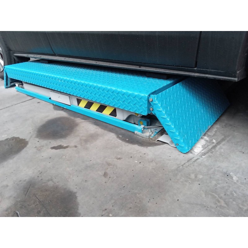 Recambio de faldon lateral para mazda cx-30 selection 2wd referencia OEM IAM   