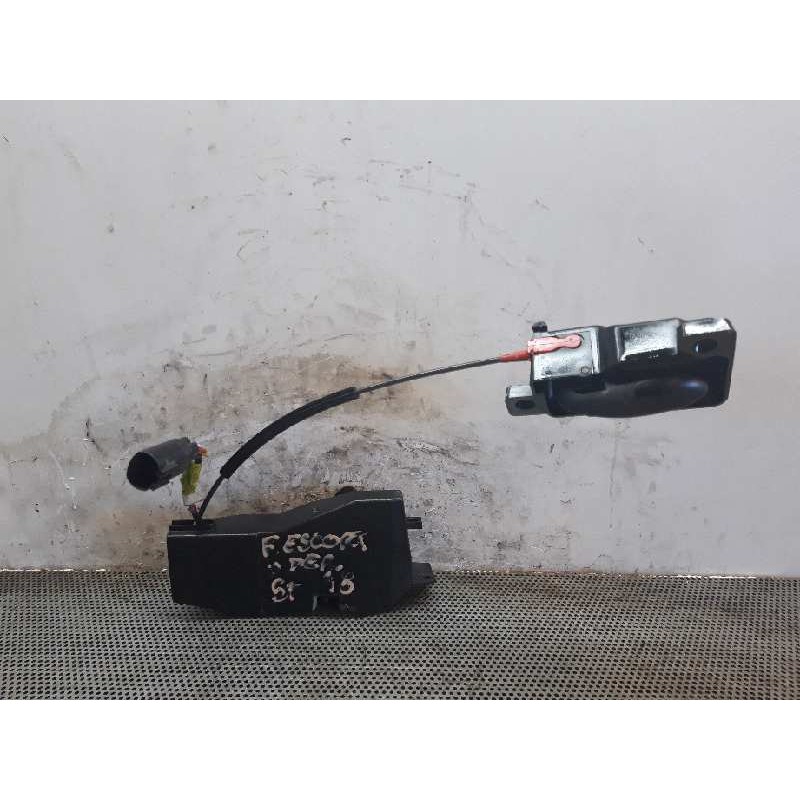 Recambio de cerradura puerta trasera derecha para ford escort berl./turnier referencia OEM IAM 7