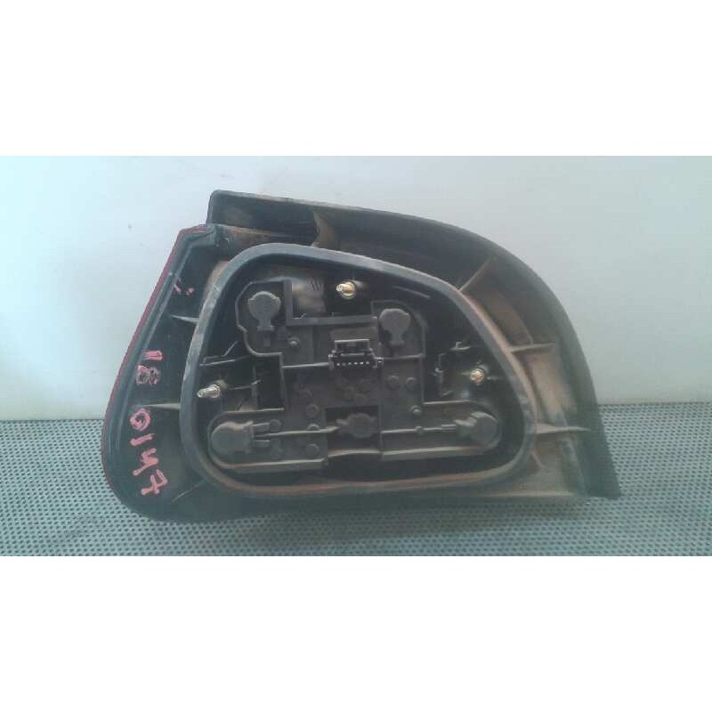 Recambio de piloto trasero derecho para renault megane i fase 2 berlina (ba0) 1.9 d rxe referencia OEM IAM - Gris 2