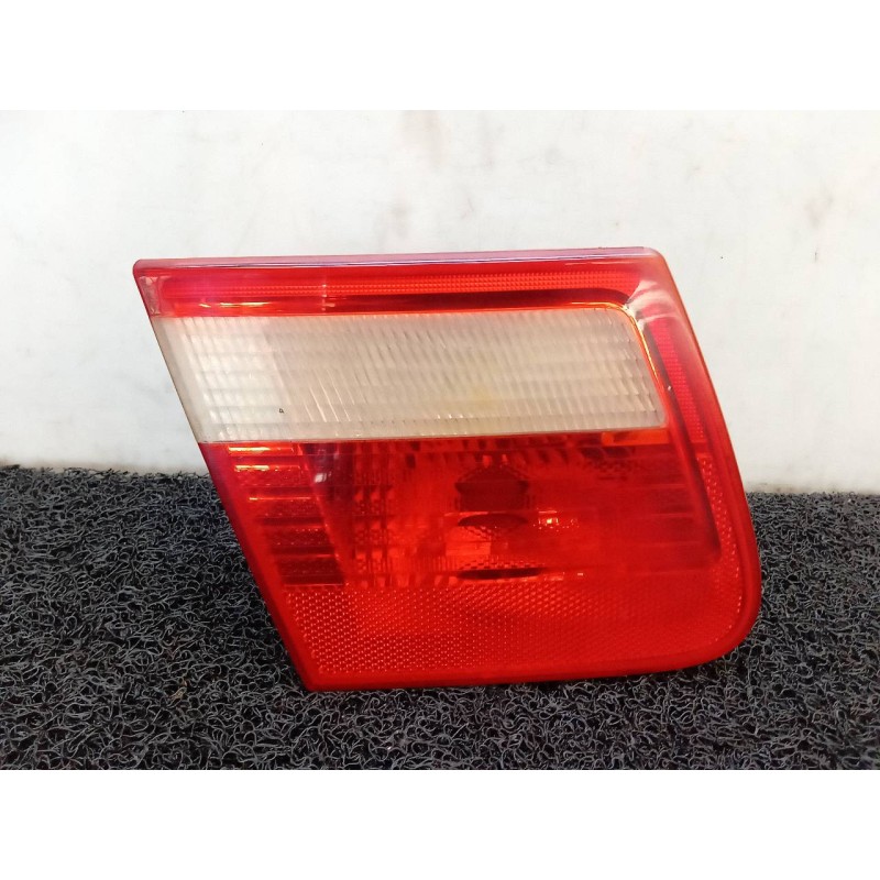 Recambio de piloto trasero izquierdo interior para bmw serie 3 touring (e46) 320i referencia OEM IAM   
