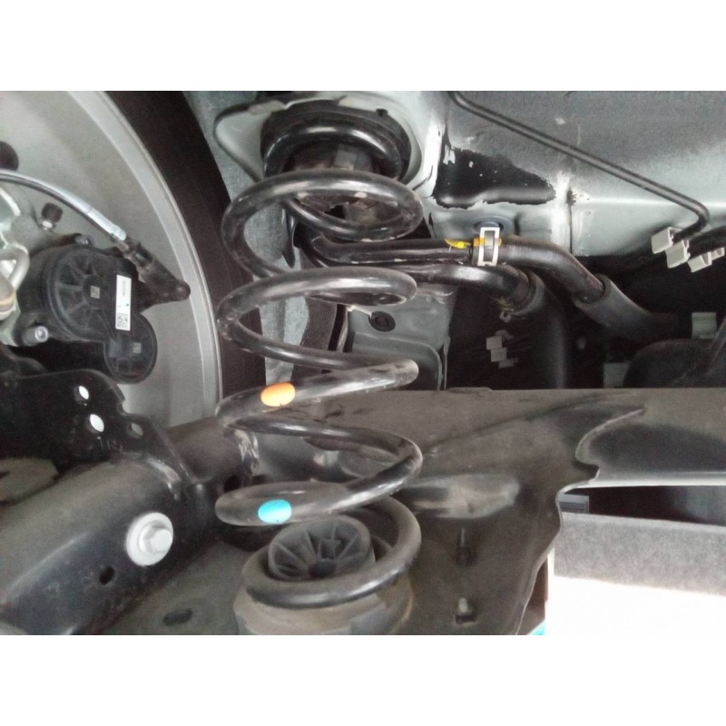 Recambio de muelle amortiguacion para mazda cx-30 selection 2wd referencia OEM IAM 2