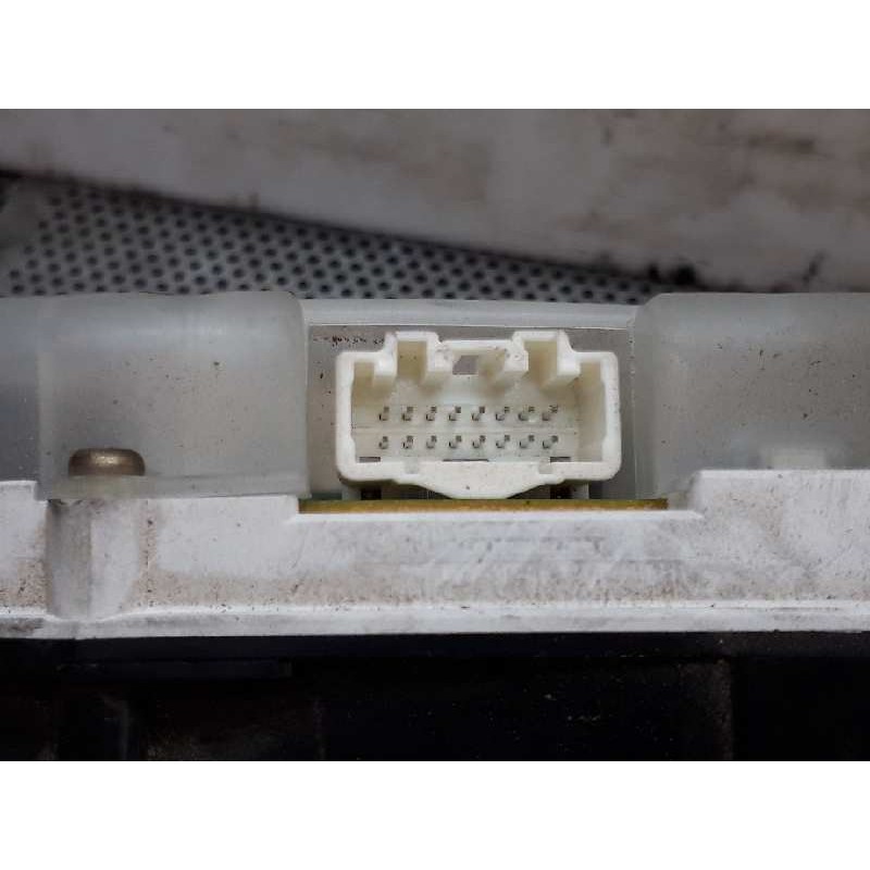 Recambio de cuadro instrumentos para mazda 3 berlina (bk) 1.6 cd diesel cat referencia OEM IAM 4TBN9JA - Gris 4