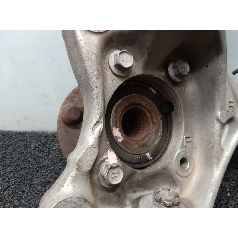 Recambio de mangueta delantera derecha para toyota prius (nhw30) advance referencia OEM IAM - Blanco 3