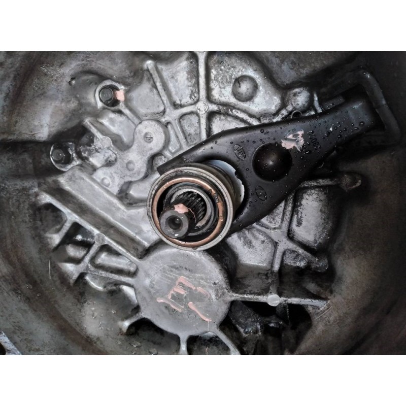 Recambio de caja cambios para kia rio 1.5 crdi ex2 referencia OEM IAM P61763 - Negro 3