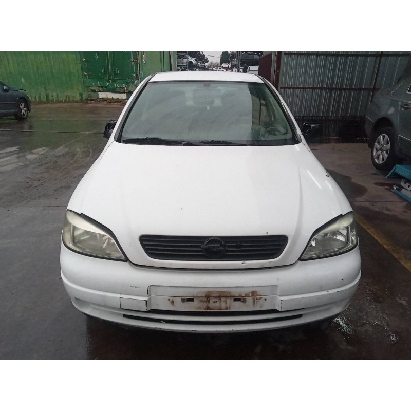 opel astra g berlina del año 1998