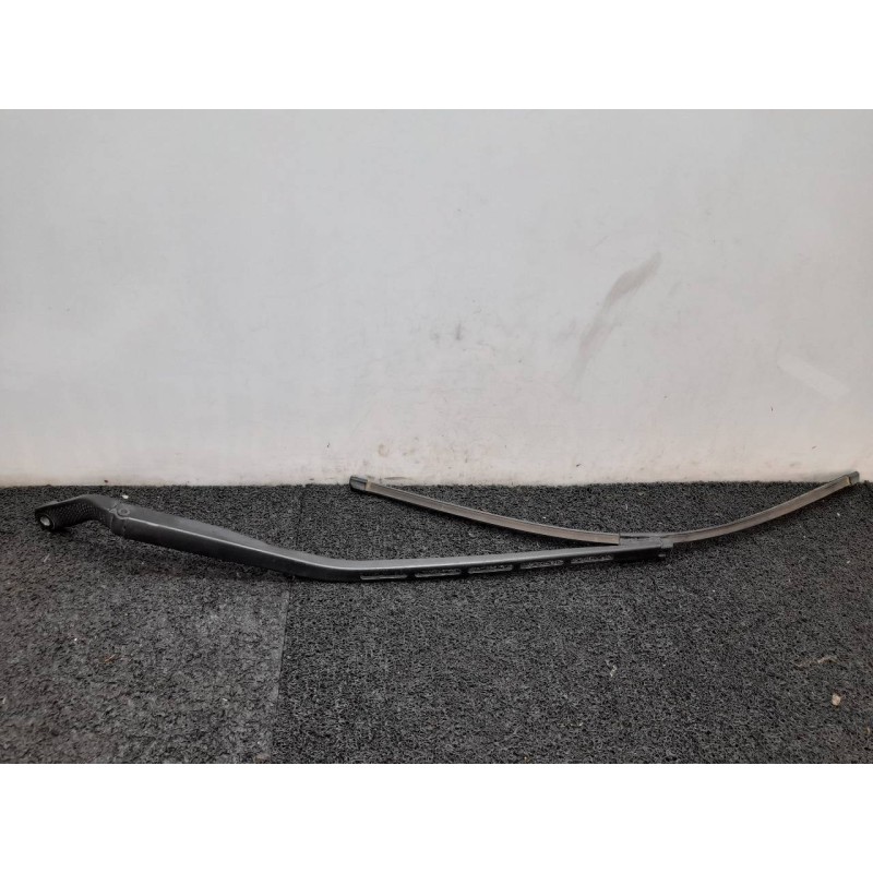 Recambio de brazo limpia delantero izquierdo para citroën c4 coupe vtr plus referencia OEM IAM   