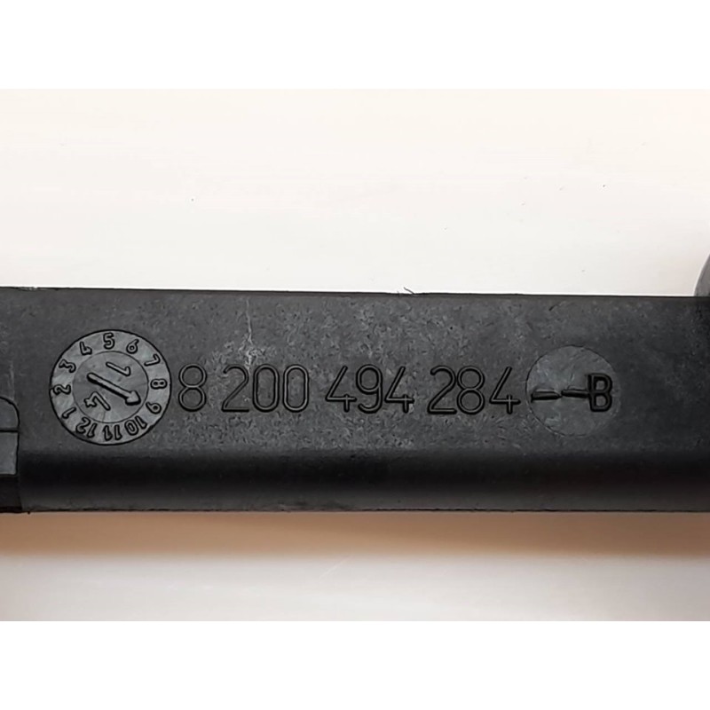 Recambio de rampa inyectora para dacia dokker ambiance referencia OEM IAM 8200494284 - Blanco 3