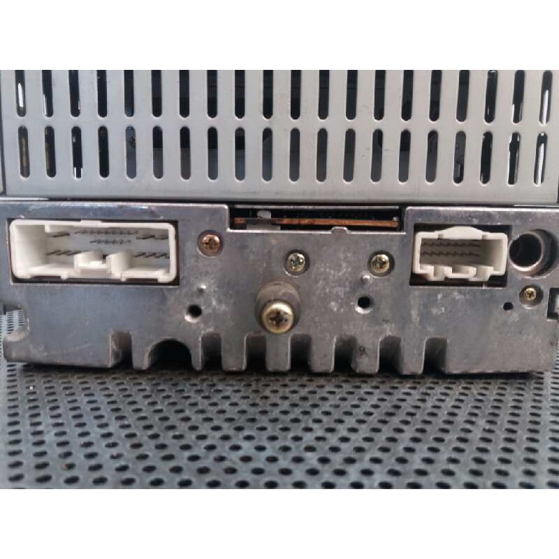 Recambio de sistema audio / radio cd para mazda 3 berlina (bk) 1.6 cd diesel cat referencia OEM IAM 14789900 04D1B51882 - Gris 2