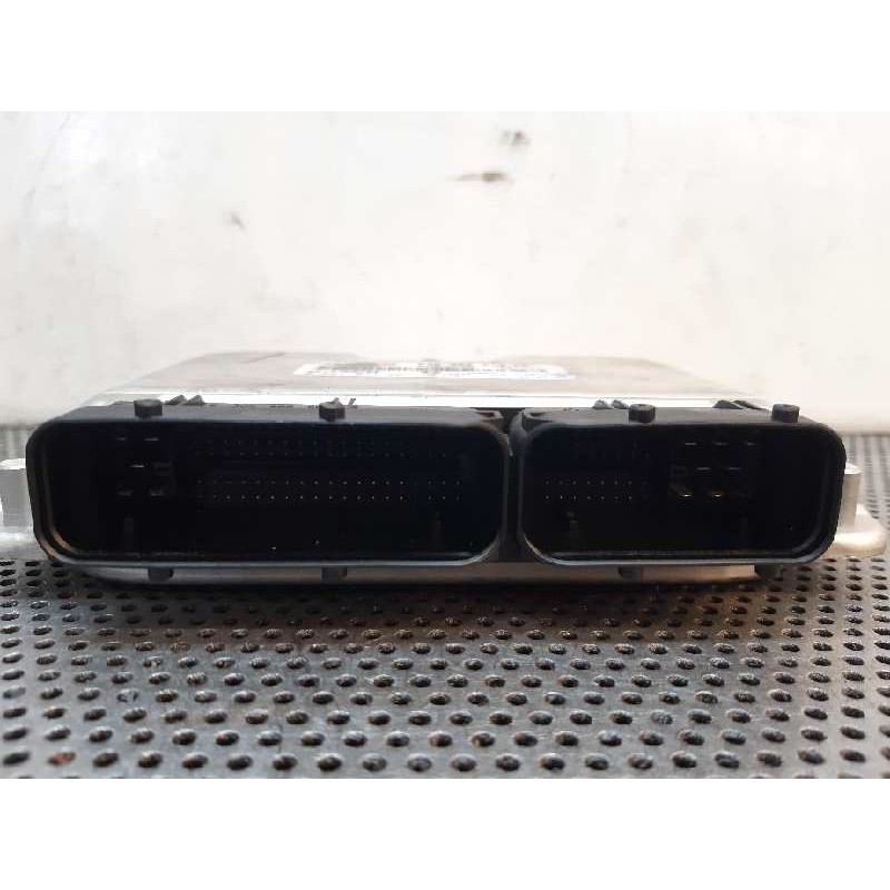 Recambio de centralita motor uce para volkswagen passat berlina (3b3) advance referencia OEM IAM 038906019KE 0281011201 BOSCH 3