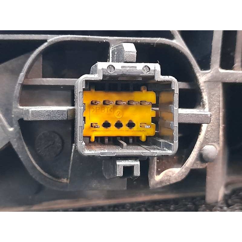 Recambio de retrovisor derecho para renault scenic ii grand emotion referencia OEM IAM 4