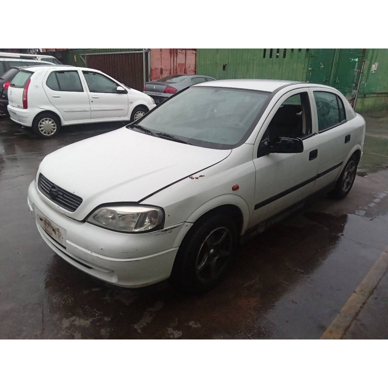 opel astra g berlina del año 1998