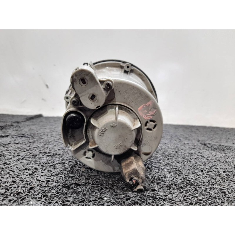 Recambio de faro antiniebla derecho para hyundai santa fe (sm) 2.7 gls full 4x4 referencia OEM IAM 2