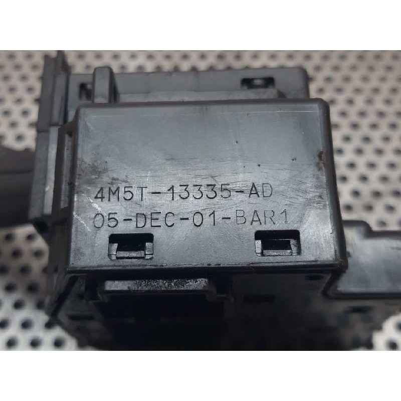 Recambio de mando luces para ford focus berlina (cap) ghia referencia OEM IAM 4M5T13335AD 2