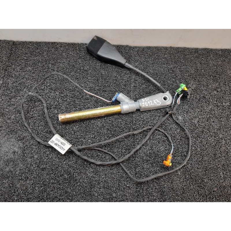 Recambio de pretensor airbag derecho para renault scenic ii grand emotion referencia OEM IAM   