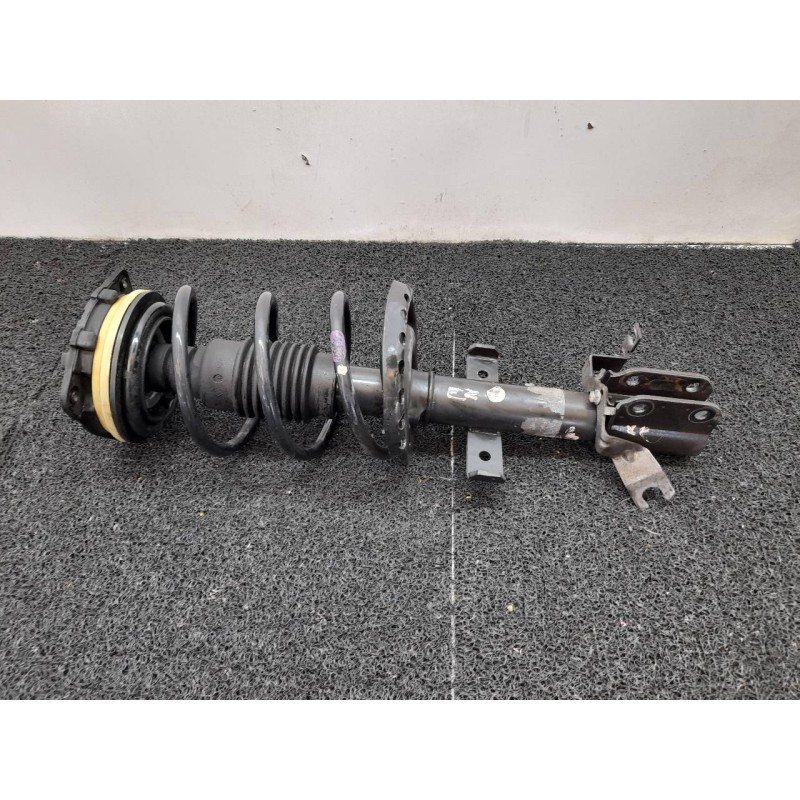 Recambio de amortiguador delantero izquierdo para peugeot 207 xt pack referencia OEM IAM   