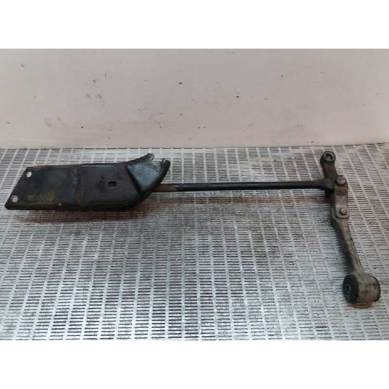 Recambio de brazo suspension inferior delantero derecho para seat marbella 0.9 cat referencia OEM IAM - Blanco 3