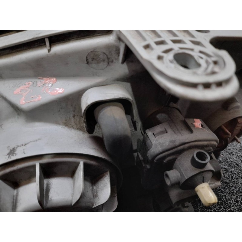 Recambio de faro derecho para hyundai santa fe (sm) 2.7 gls full 4x4 referencia OEM IAM 2