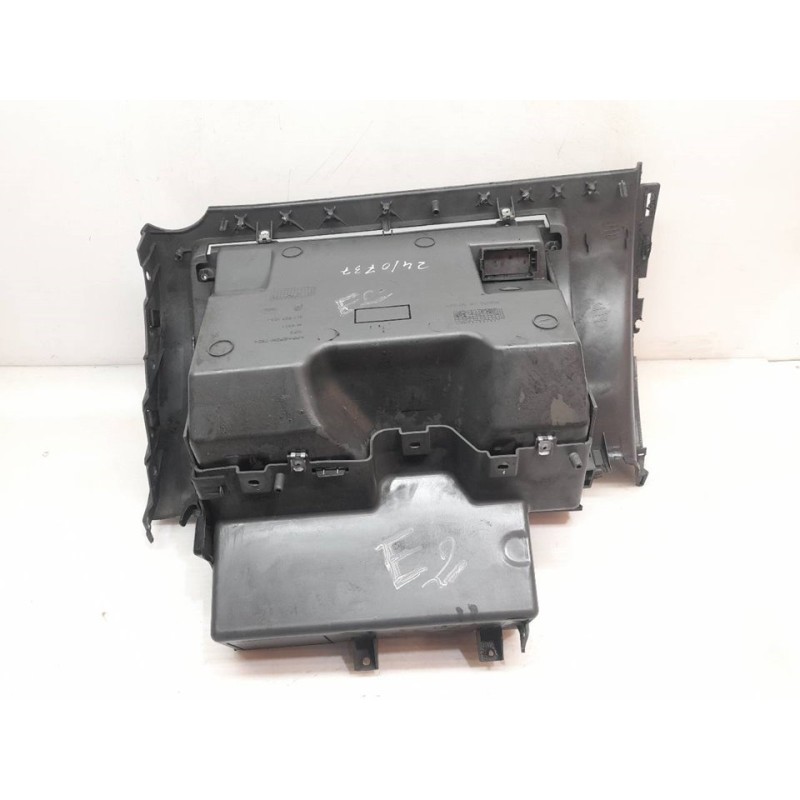 Recambio de guantera para seat ibiza (6l1) fórmula sport referencia OEM IAM 6L1857103B - Negro 3
