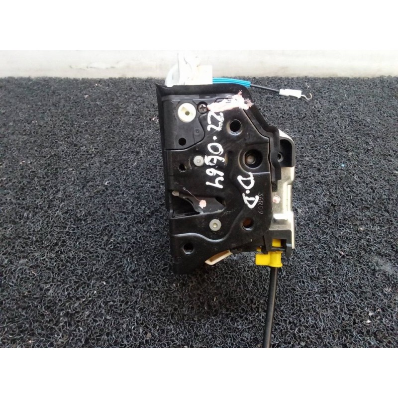 Recambio de cerradura puerta delantera derecha para audi a4 ber. (b8) e referencia OEM IAM 8J1837016A  