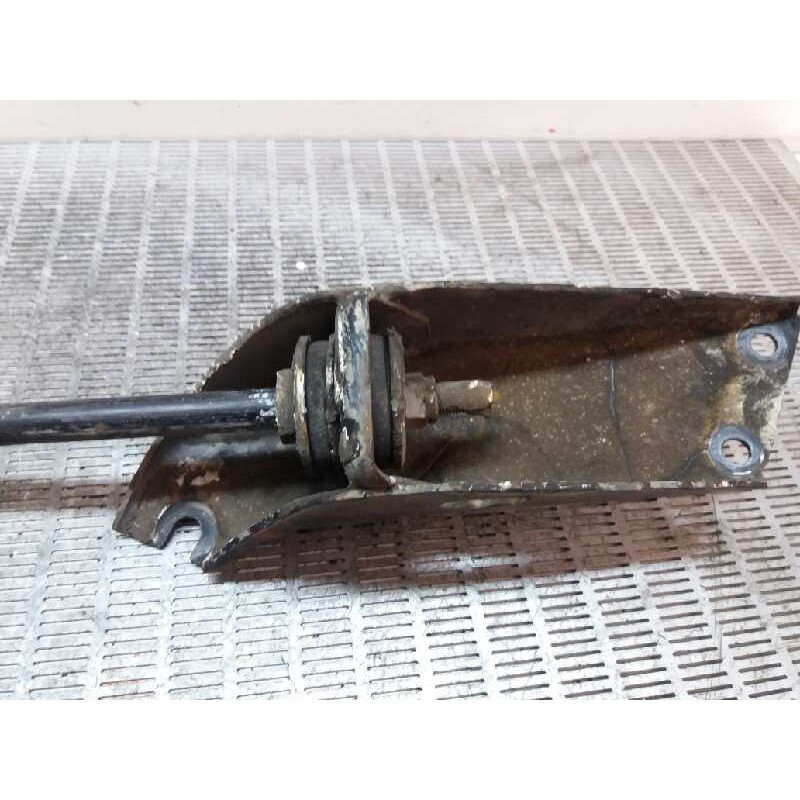Recambio de brazo suspension inferior delantero izquierdo para seat marbella 0.9 cat referencia OEM IAM - Blanco 2