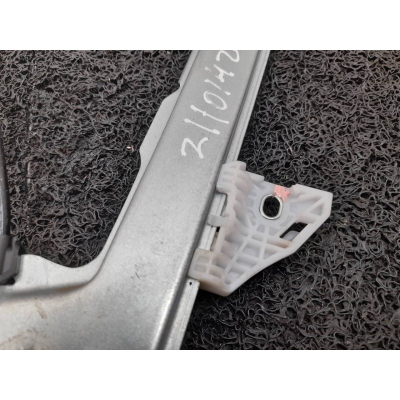 Recambio de elevalunas delantero derecho para mazda cx-30 selection 2wd referencia OEM IAM BCJH5858X 4