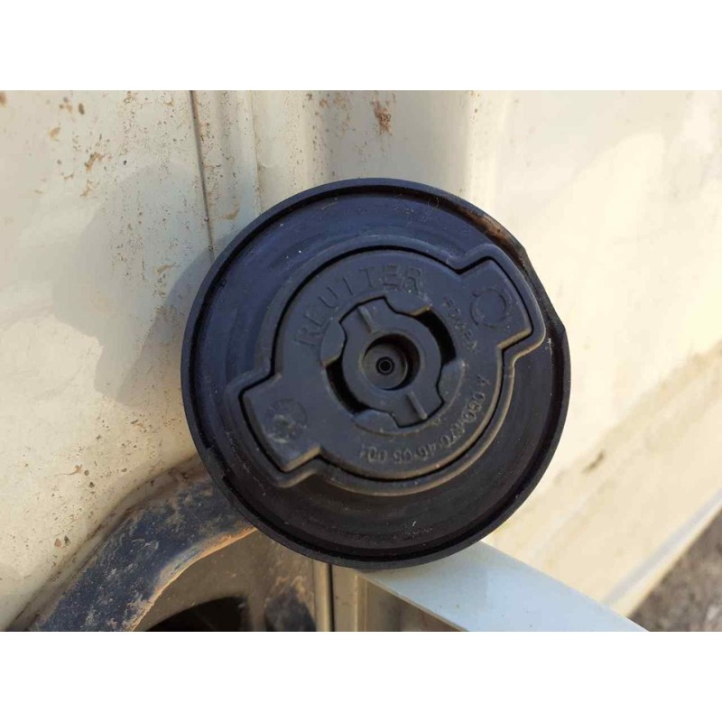 Recambio de tapon combustible para mercedes-benz vito kasten (639) 110 cdi kompakt (639.601) referencia OEM IAM 2