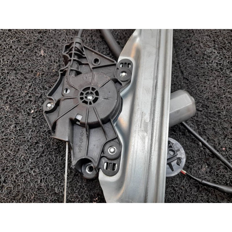 Recambio de elevalunas delantero derecho para mazda cx-30 selection 2wd referencia OEM IAM BCJH5858X 5