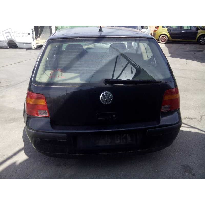 volkswagen golf iv berlina (1j1) del año 2001